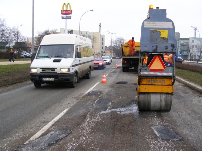 Dodatkowe 1,5 mln zotych na atanie tych samych dziur