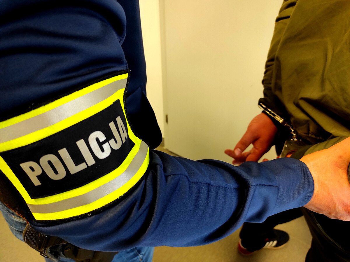 Zodziej sklepowy w rkach policjantw