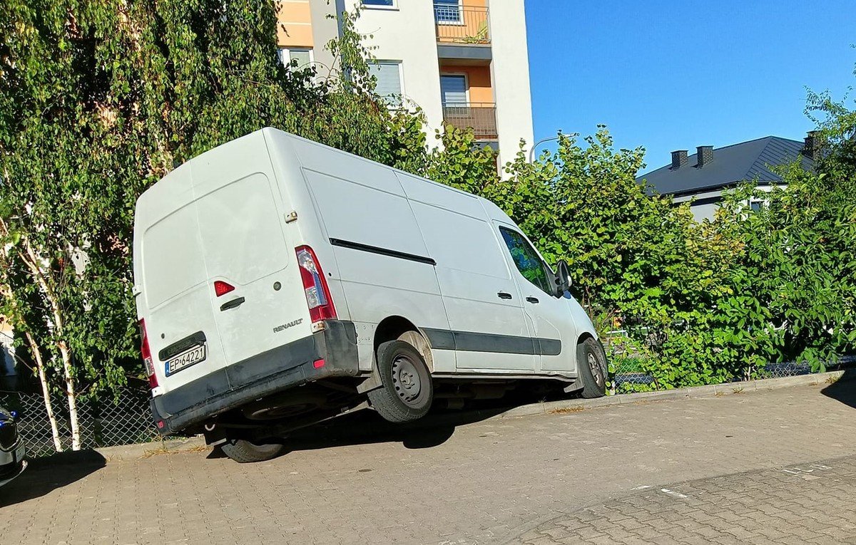 Niecodzienne zdarzenie na placu Balcerka. Jedna osoba poszkodowana