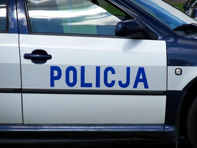 Dachowa radiowz – policjant w szpitalu