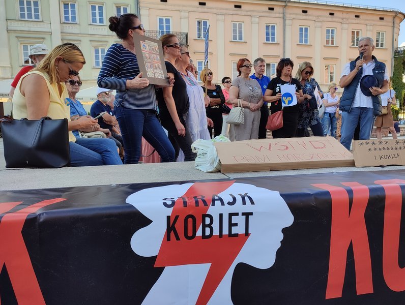 Kolejny protest przeciwko ustawie Lex Anty – TVN (FILMY)