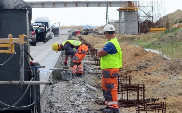 Kolejne zatrzymania ruchu na A1