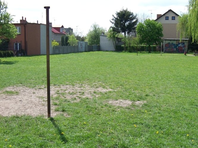 W kocu zajm si boiskiem na os. Sadowa