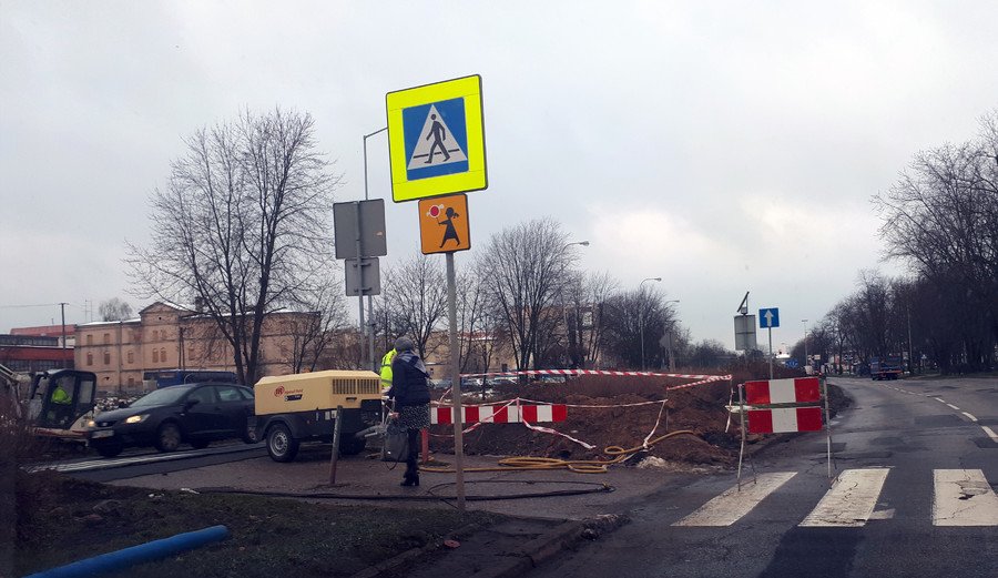 wiata przy ul. Krakowskie Przedmiecie. Prace rozpoczte