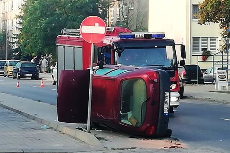 Grona kolizja na ul. Wysokiej. Sprawca by pijany 