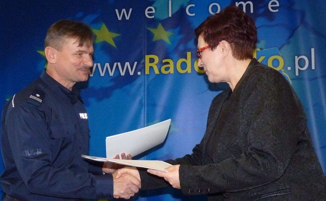 Policjanci na ulicach Radomska. 