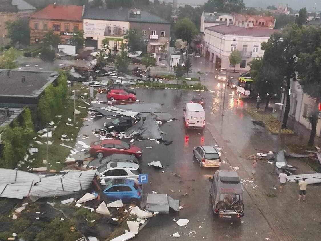 Nawanica przesza przez Tomaszw Mazowiecki, due zniszczenia