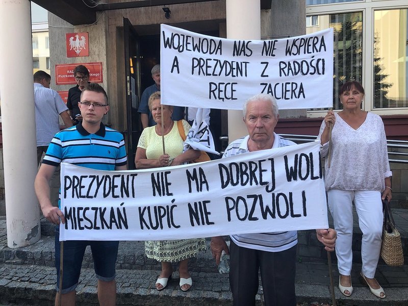 ''Mieszkaniowy'' protest podczas sesji Rady Miasta