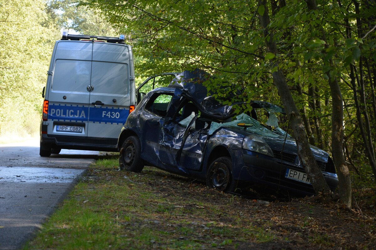 Grony wypadek na drodze Piotrkw - Koo. 3 osoby zostay ranne