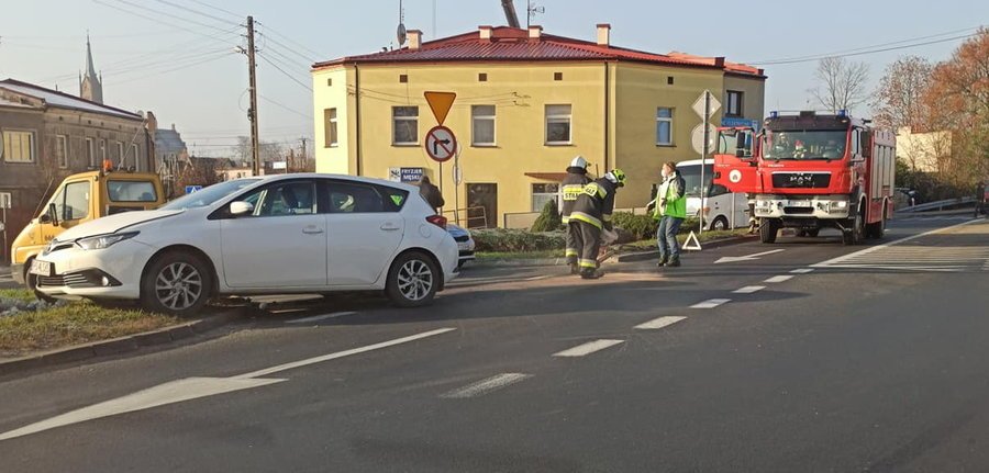 Kolizja na skrzyowaniu DK12 i DK74.