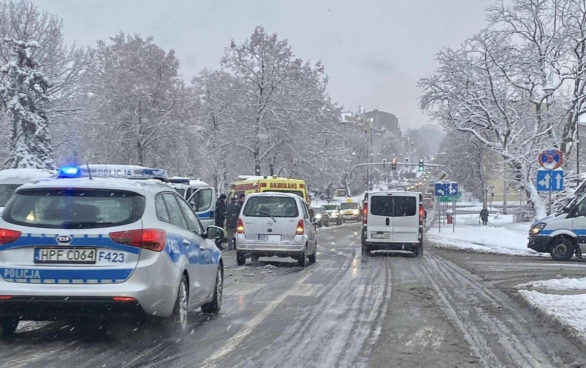 16-latka potrcona na pasach w Piotrkowie