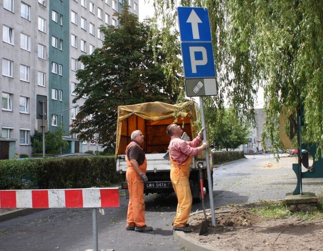 Nowy parking na kilkadziesit samochodw