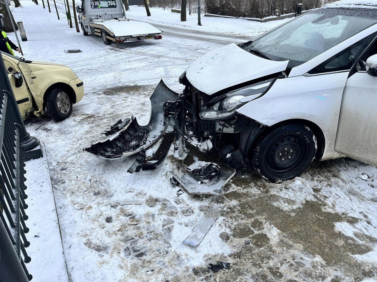 Wypadek na Zamkowej. Dziecko przewiezione do szpitala