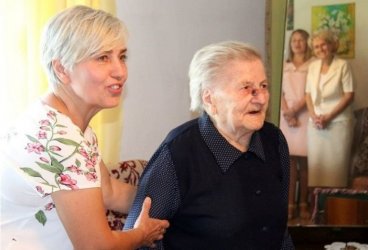 Mieszkanka Borowej w gminie Wola Krzysztoporska skoczya 100 lat