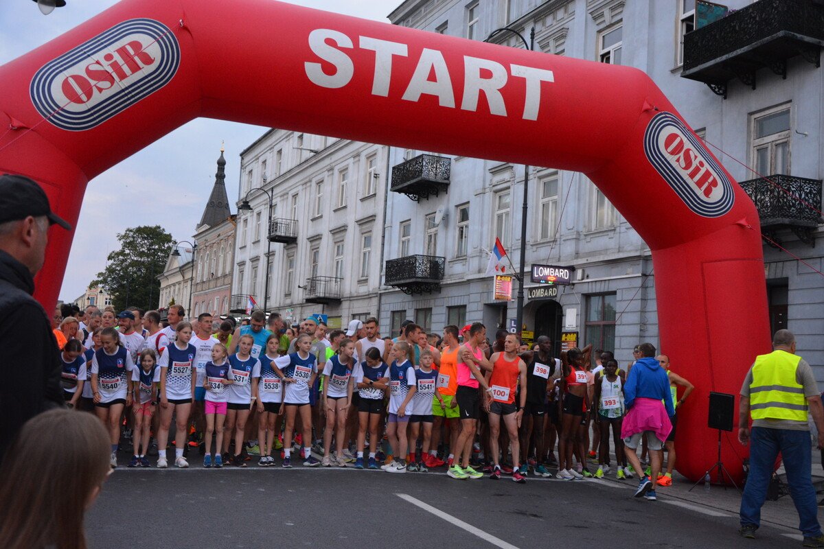 VIII Nocny Pmaraton Piotrkowski za nami