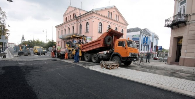 Piotrkw: Wylewaj asfalt na Sowackiego