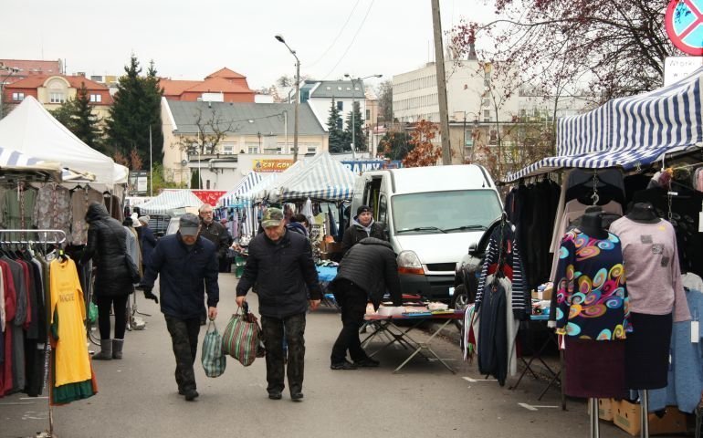 Czciowe zniesienie ogranicze na miejskich targowiskach