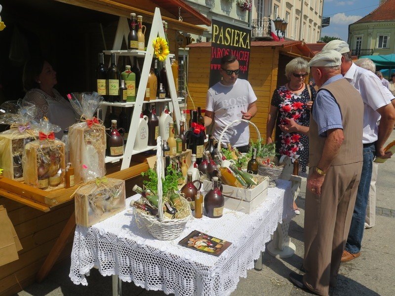 Rynek Trybunalski zmieni si w krain miodem pync