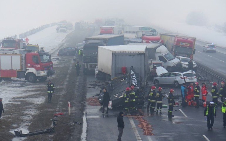 Policja szuka wiadkw karamboli na A1