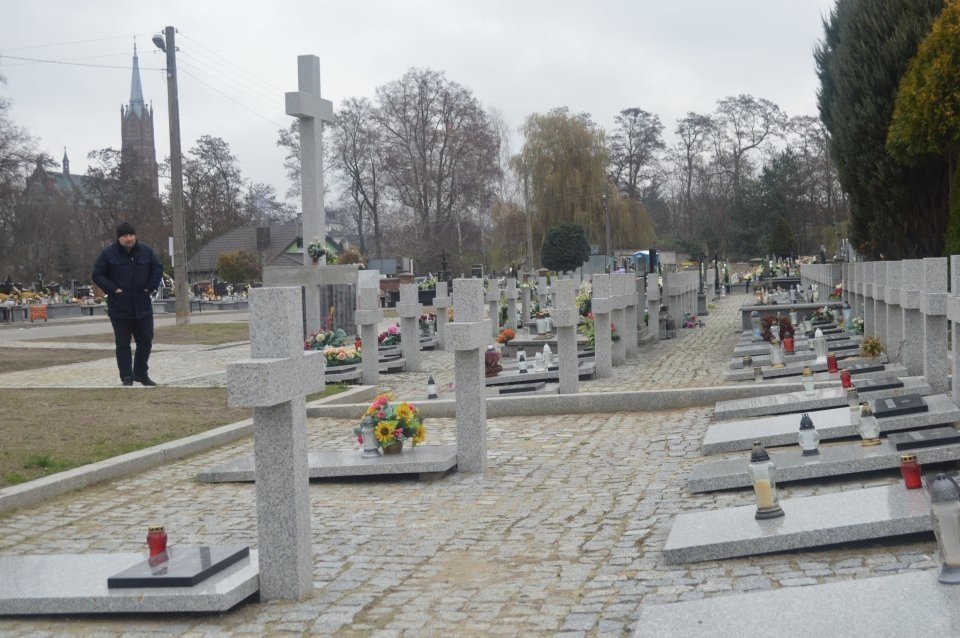 Zakoczono kolejne prace na terenie cmentarza