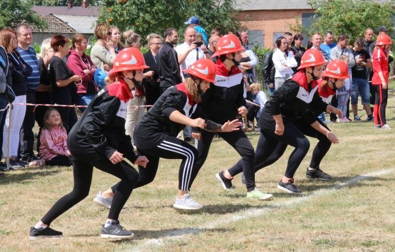 Gmina Wola Krzysztoporska: Gminne Zawody Poarnicze w Krzyanowie