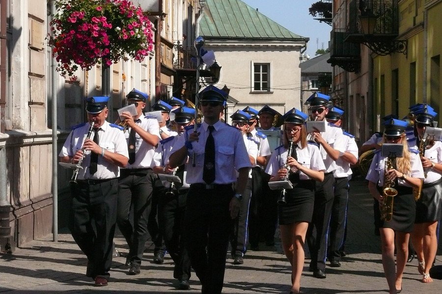 Orkiestry zagray na Rynku Trybunalskim