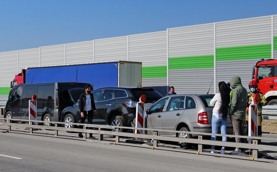 Zderzenie czterech samochodw na A1