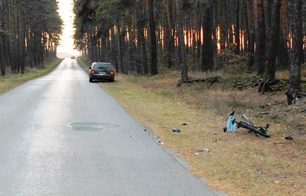 56-letnia rowerzystka potrcona przez audi