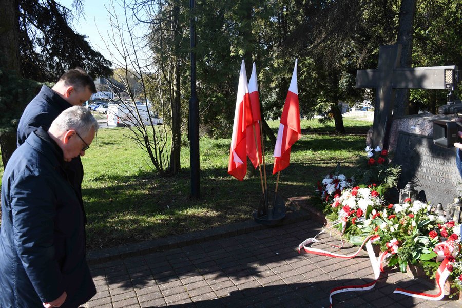 Uczcili pami ofiar mordu katyskiego