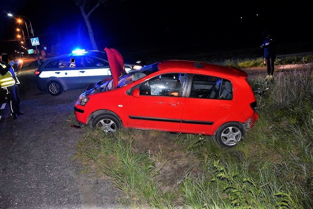 Pijany ukrad samochd w Piotrkowie i rozbi si za Kanad