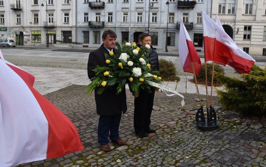 Wadze Piotrkowa uczciy Dzie Papieski