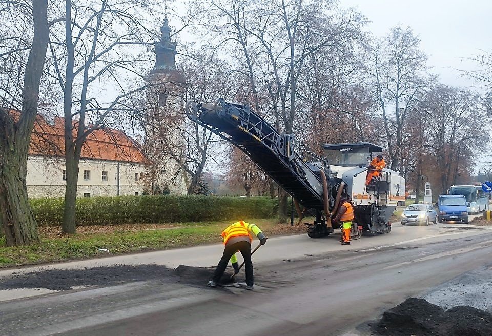 Inwestycje drogowe w Gminie Sulejw na finiszu