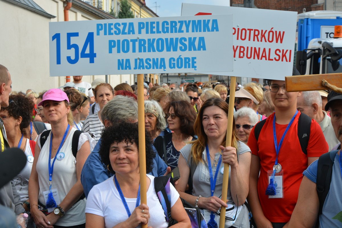 Z modlitw i piewem na ustach ruszyli na Jasn Gr