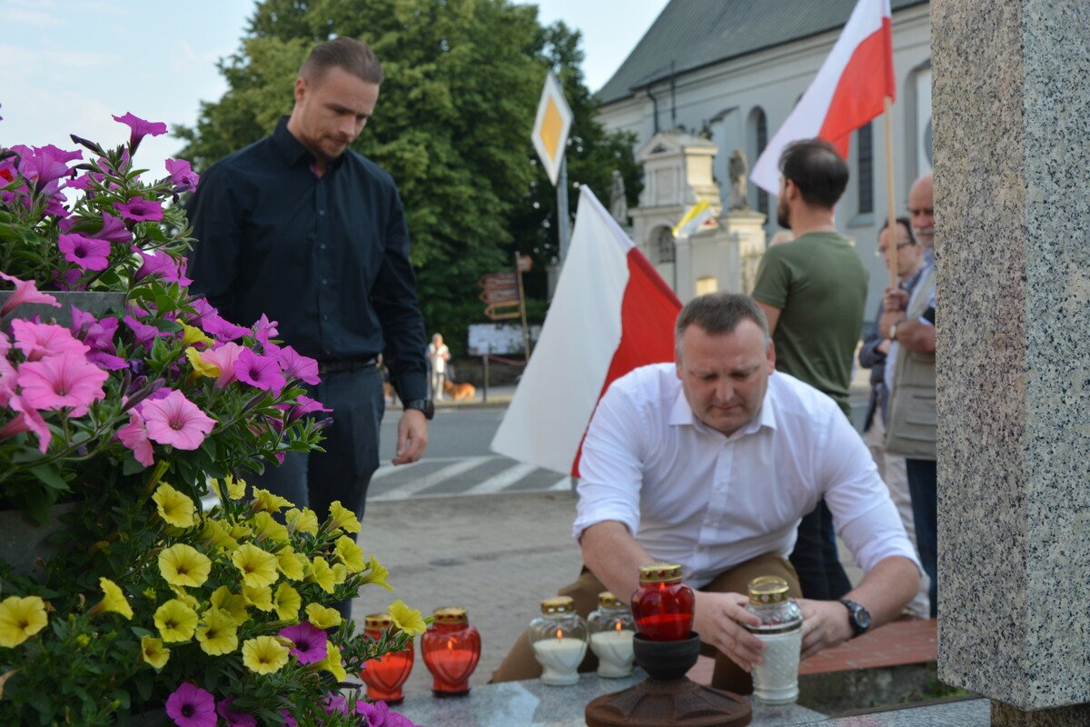 Piotrkowianie upamitnili zmarego onierza