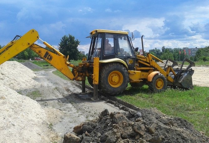 Trzeci Orlik w Piotrkowie powstaje jak byskawica