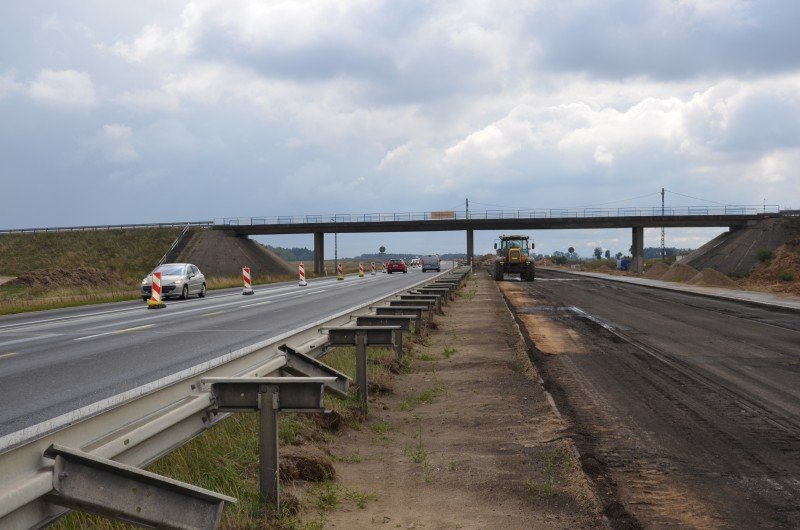 Utrudnienia na A1 koo Piotrkowa. Bd usuwa skutki wichury