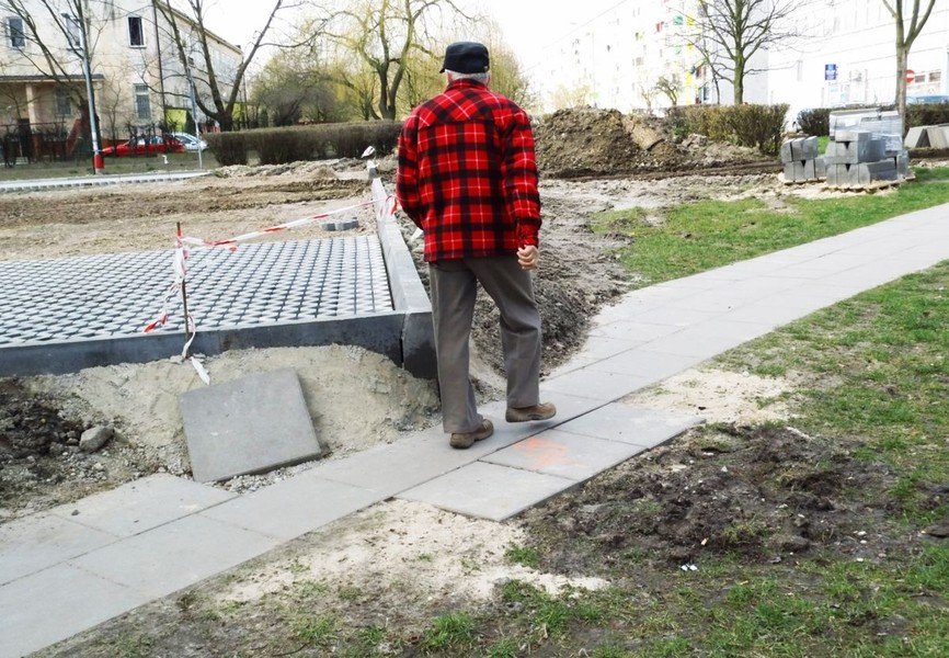 Ul. Belzacka: Fuszerka przy budowie parkingu?