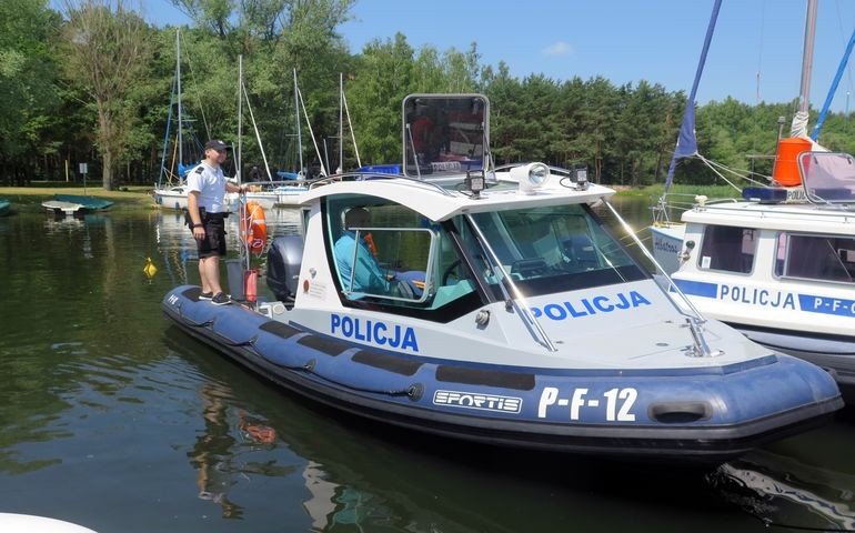 Bdzie wicej patroli nad Zalewem Sulejowskim