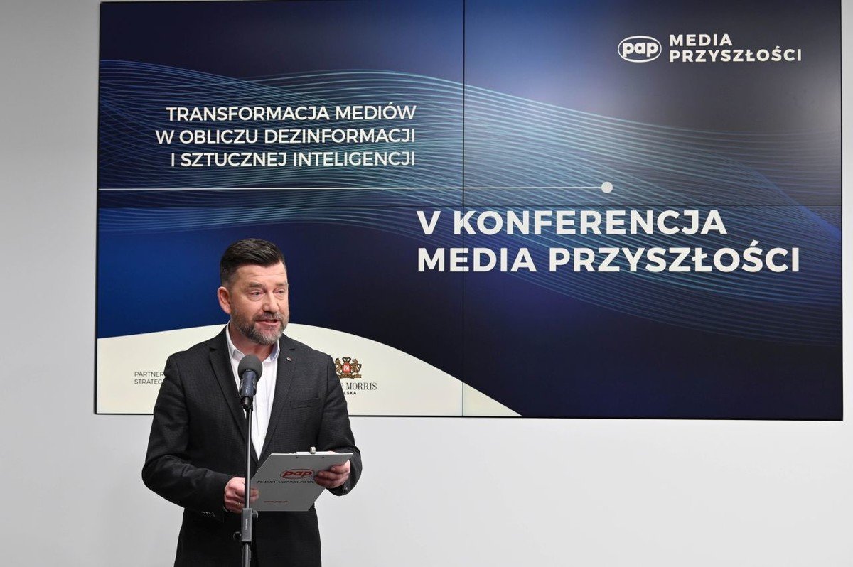 Prezes PAP na konferencji 