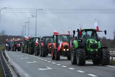 Bd powane utrudnienia na drogach. Rolnicy zapowiadaj kolejny protest