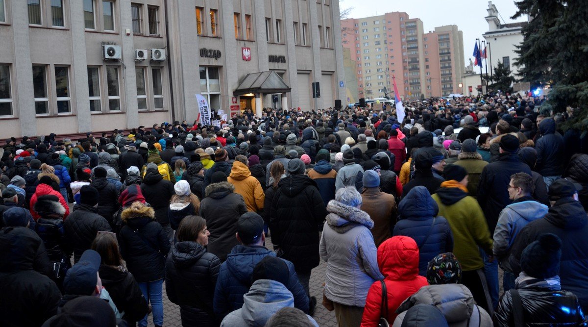 „Mamy do!” Protest mieszkacw pod Urzdem Miasta [ZDJCIA]