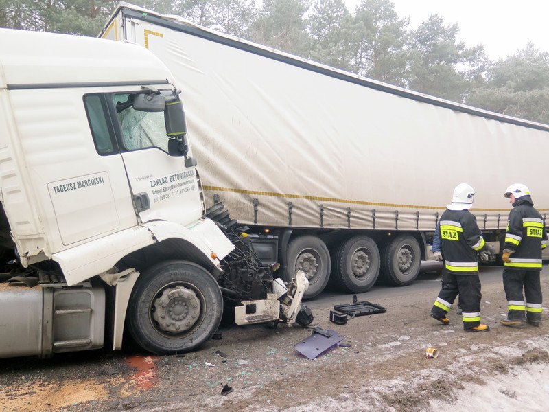 Wypadek w Karlinie, nie yje jedna osoba