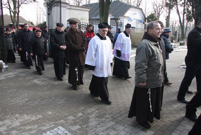 Piotrkowianie poegnali ojca Leoncjusza - wieloletniego gwardiana klasztoru oo. Bernardynw