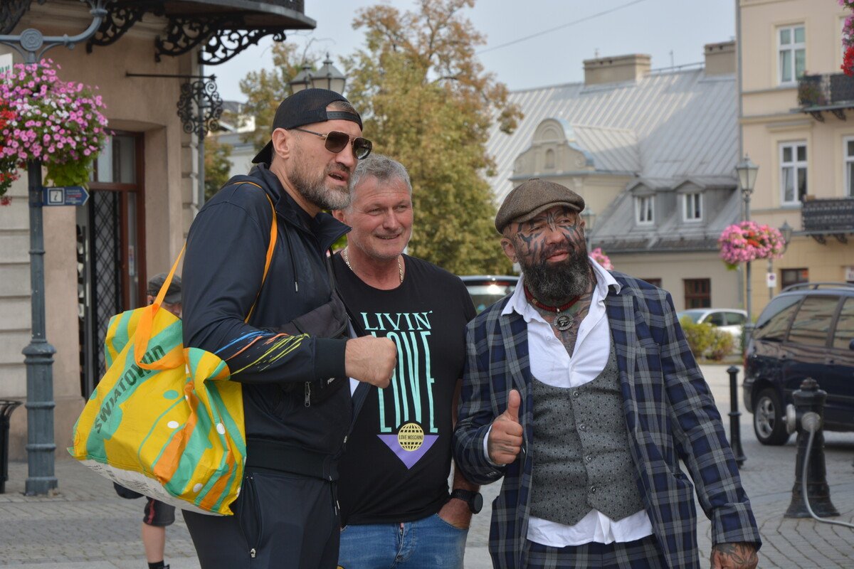 Marcin Ralski i Mariusz Wach spotkali si z fanami na Rynku Trybunalskim