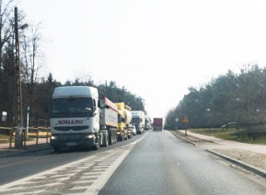 Kierowcy omijajcie Sulejw! Czeka was ogromny korek