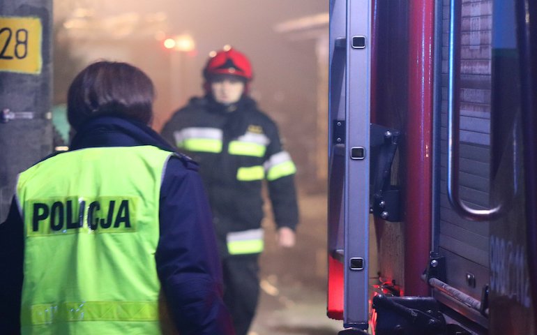 Matka i troje dzieci zginli w poarze. Czy to by nieszczliwy wypadek?