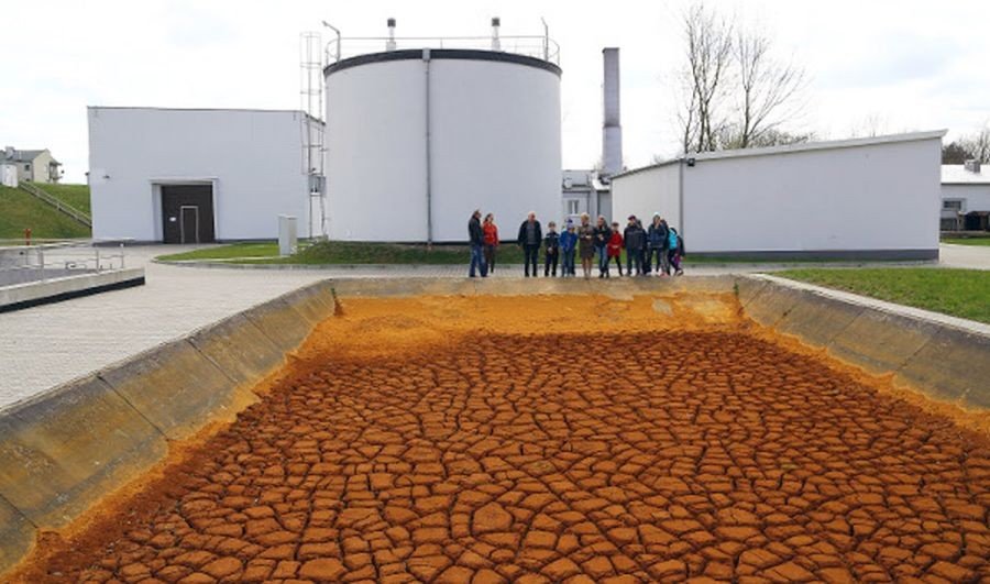 Mieszkacy sprawdzali, jak dziaa Stacja Uzdatniania Wody