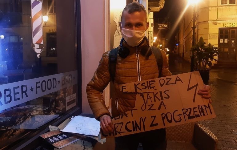 Protest w Rynku. Interweniowaa policja