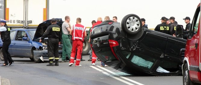 Wypadek na skrzyowaniu al. 3 Maja i Kopernika