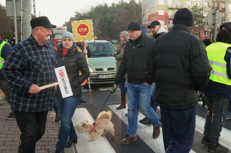 Protest w Sulejowie. Mieszkacy blokowali DK 74